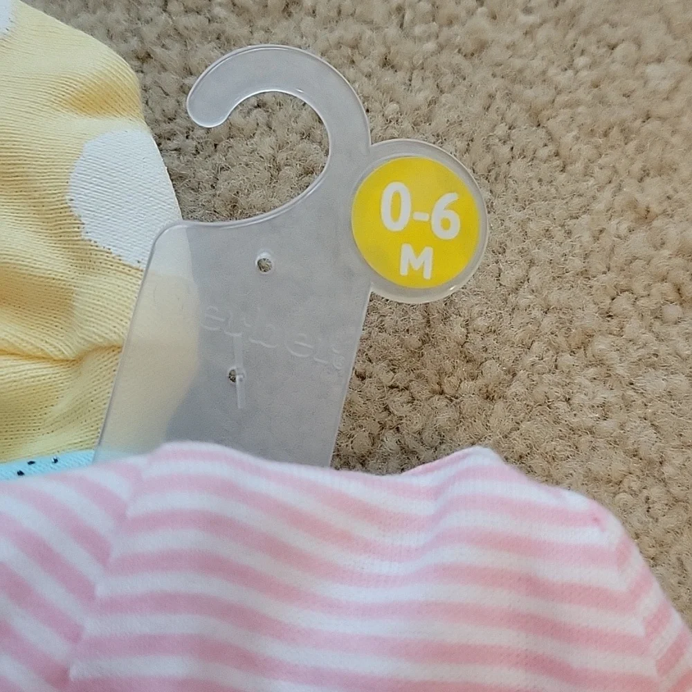 Gerber Set of 3 Hats 0-6 months New Pink Yellow Green Newborn Baby